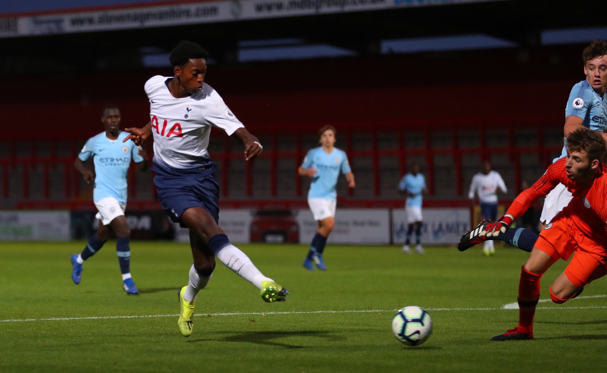 FE3600F9-98F6-474D-862A-18248332C275